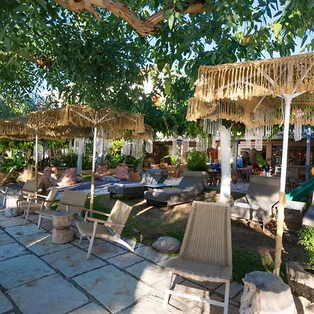 Eva Hotel Nydri (Lefkada)